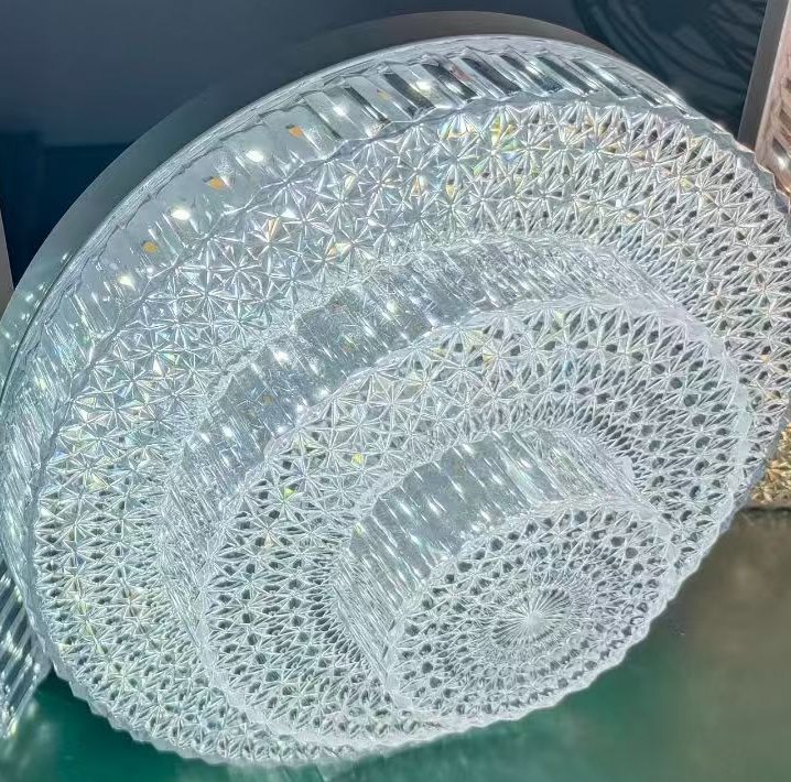GOFA Mini Crystal Lamp lit in cool white